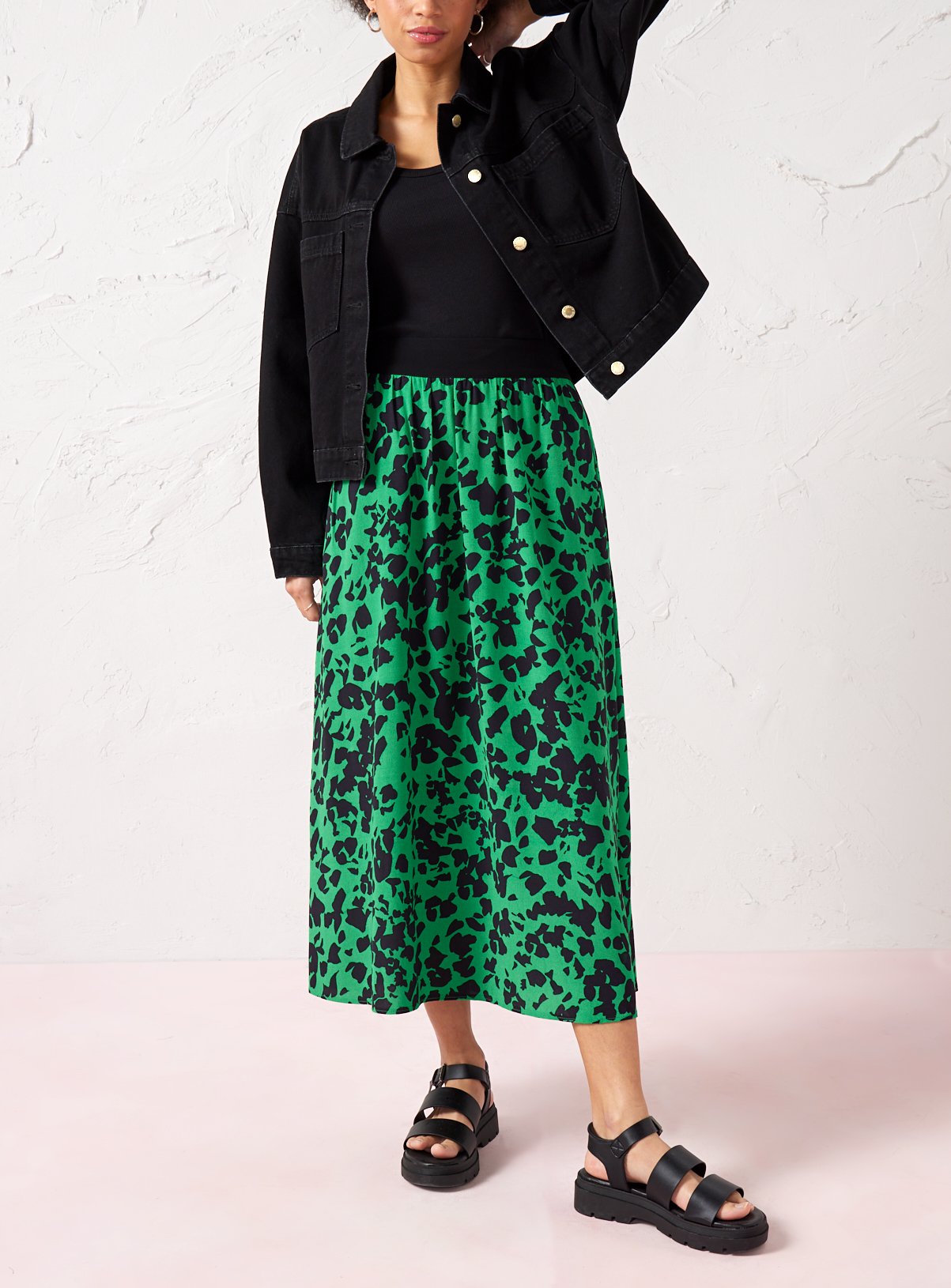 EVERBELLE Green Animal Print Maxi Skirt  6 - Image 3 thumbnail